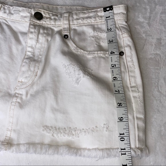 Free People white denim skirt Sz 2 - Picture 8 of 8